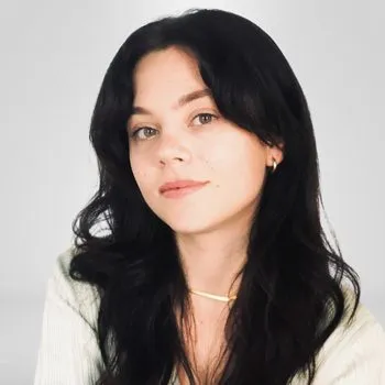 Porträt von Regina Pretscher, Content Team Lead